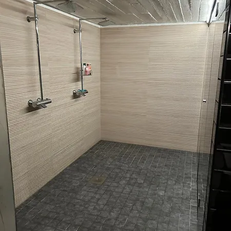 Large House - Sauna, Backyard & Tranquility Helsinki