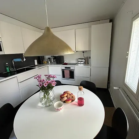 Apartment Large House - Sauna, Backyard & Tranquility Helsinki